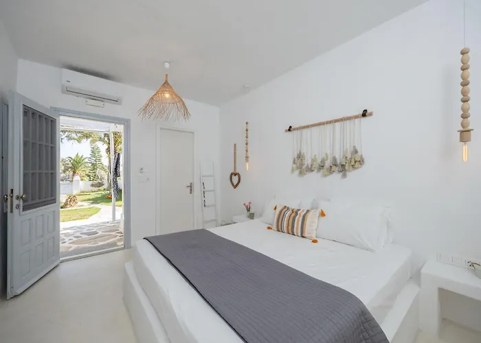 Flisvos Garden Naxos City