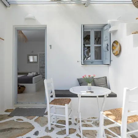 Flisvos Garden Naxos City